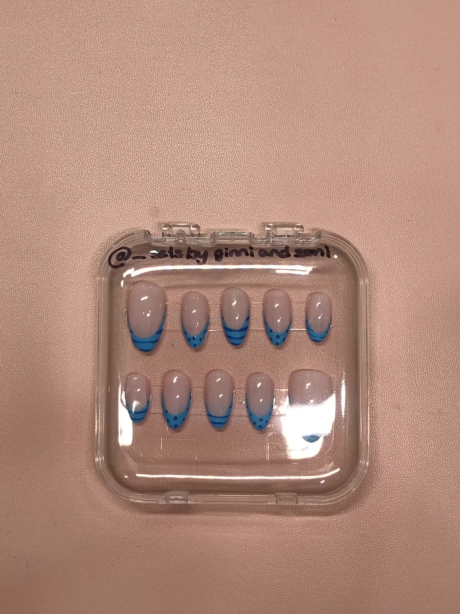 Ocean French Line & Dot press-on nail set by Sets by Ginni