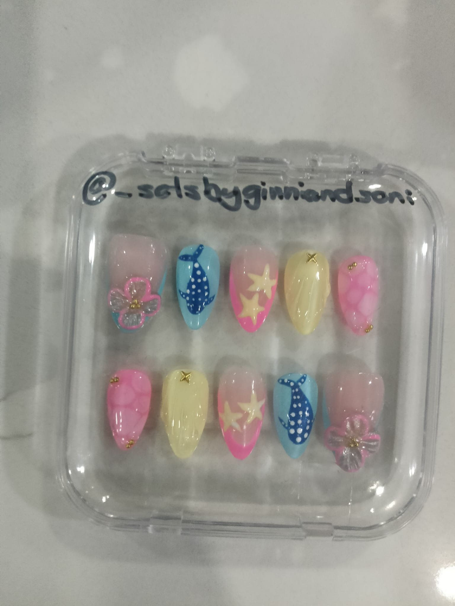 Whale Shark & Mermaid Waves press-on nail set by Sets by Ginni